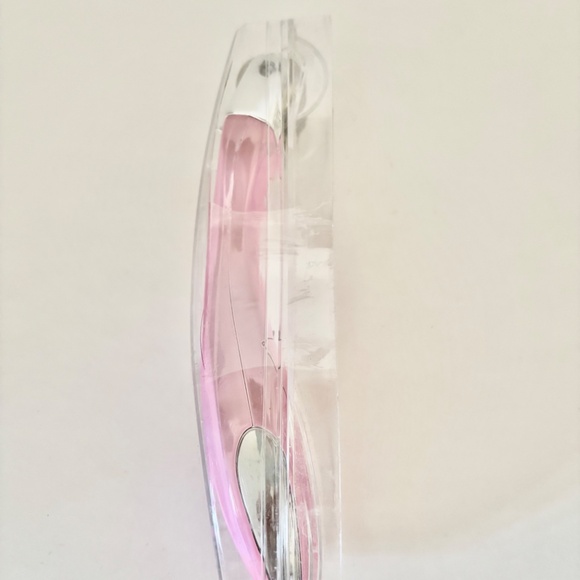 Beauty Bio Glo pro microneedling device. Battery operated new in box - Picture 10 of 11